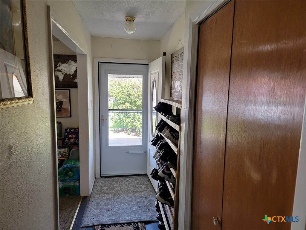 1802 Muir Drive Property Photo 5