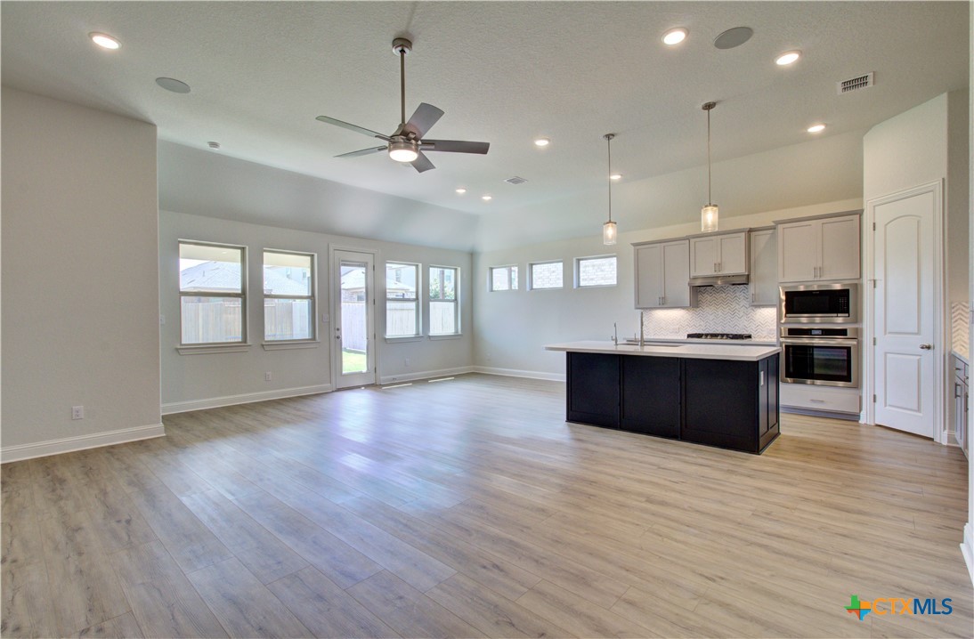 2048 Stephanie Avenue Property Photo 10