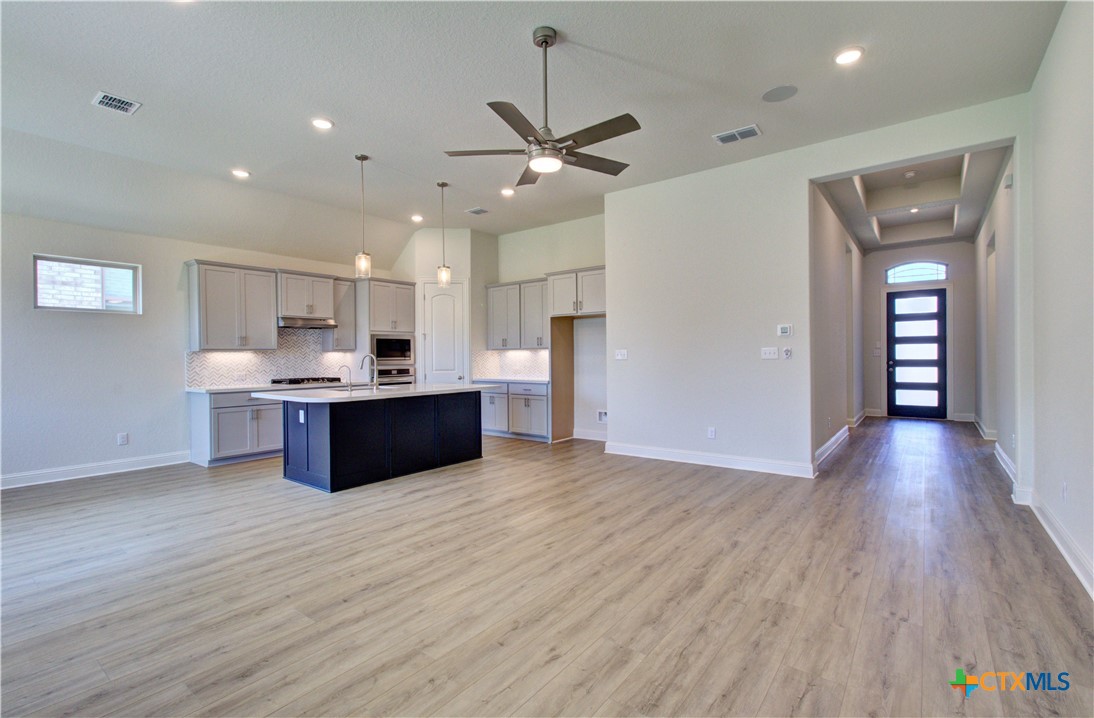 2048 Stephanie Avenue Property Photo 11