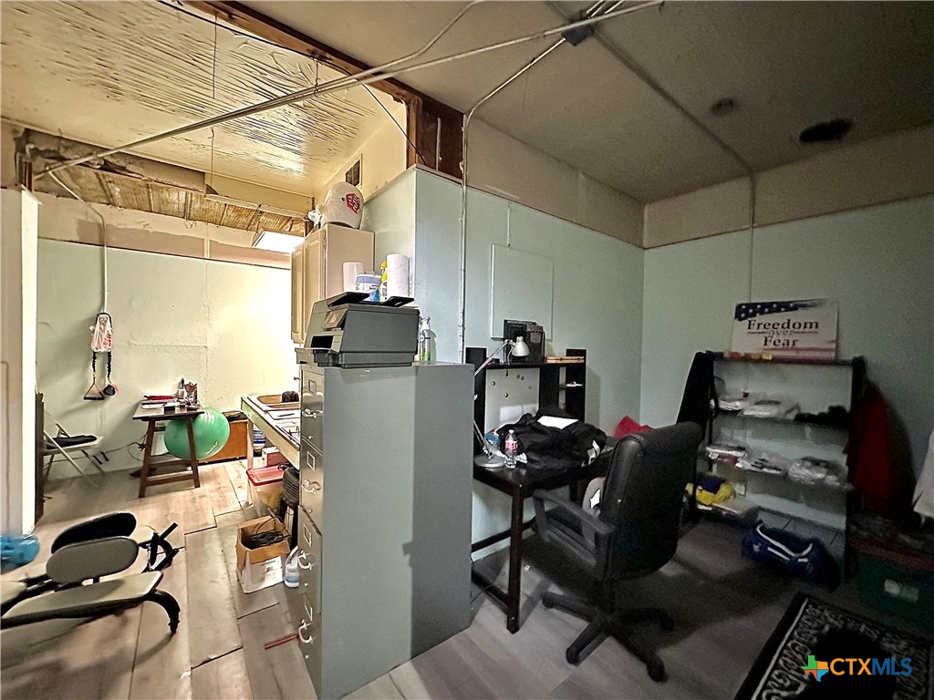 901 N Ben Jordan Street Property Photo 20