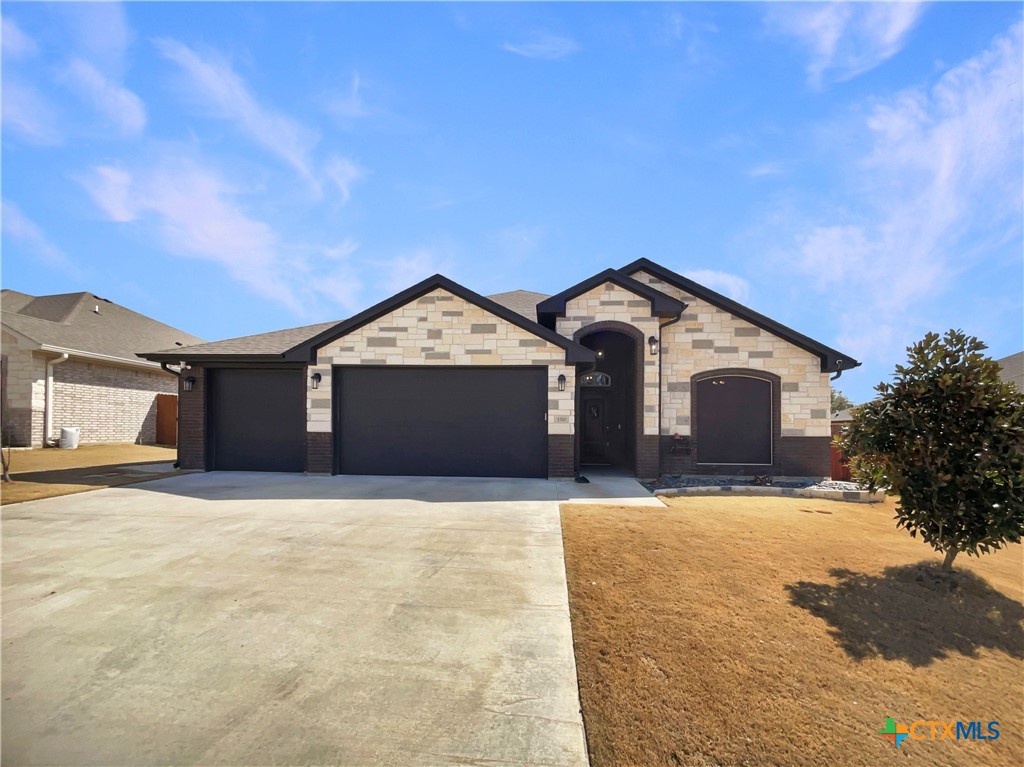 3310 Long Fellow Drive Property Photo