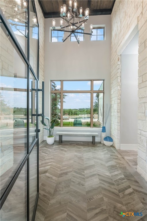 815 Brand Road Property Photo 3