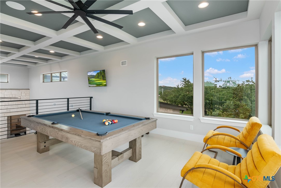 815 Brand Road Property Photo 18