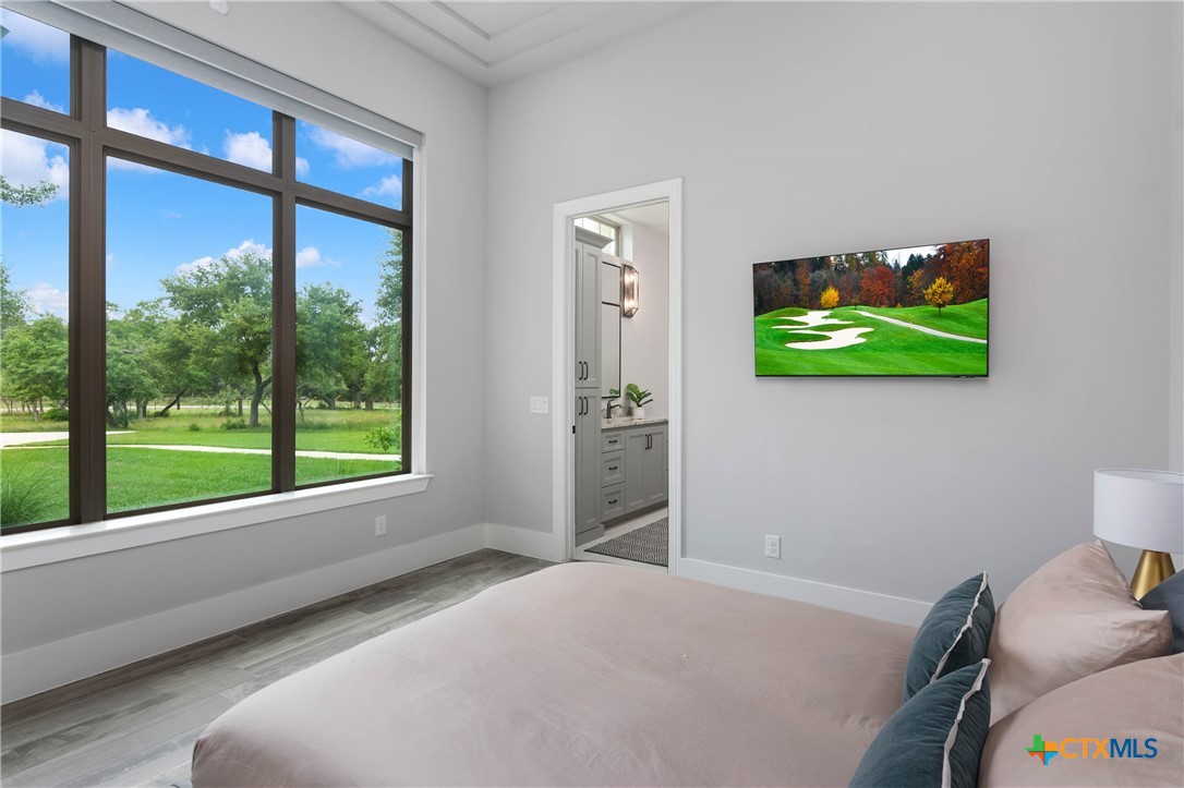 815 Brand Road Property Photo 21