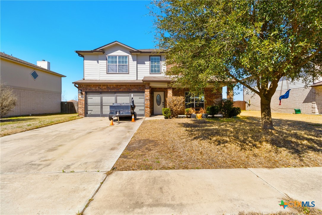 1907 Schorn Drive Property Photo 1