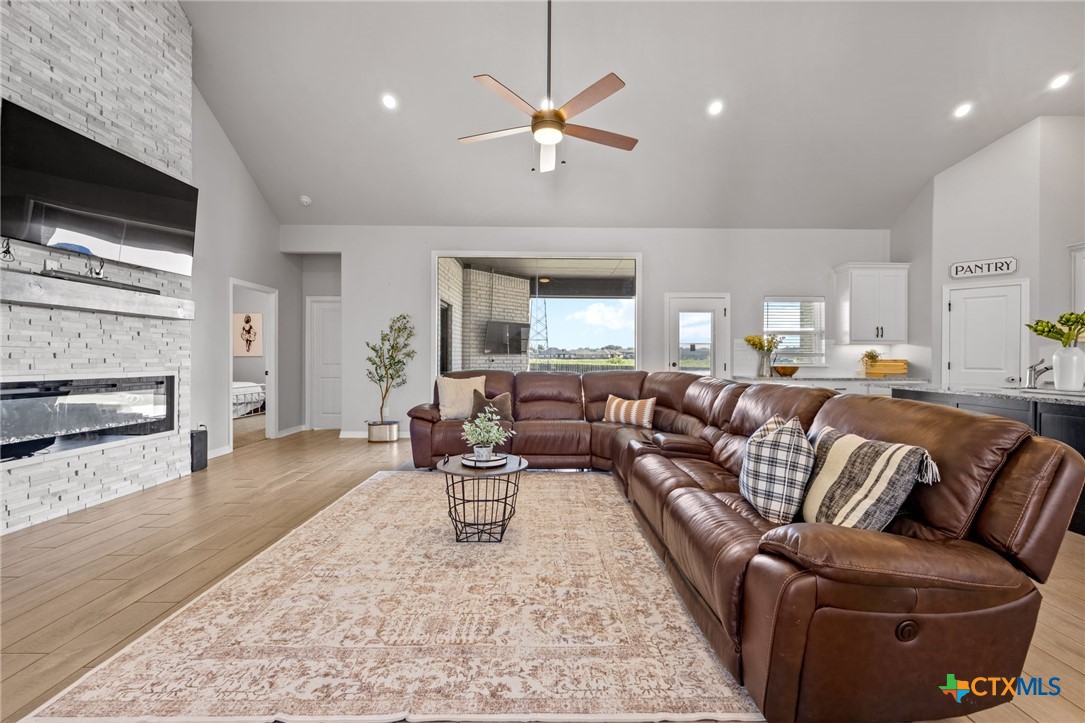 5349 Taylors Bend Property Photo 7