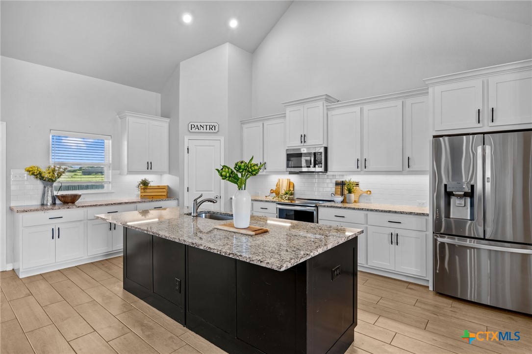5349 Taylors Bend Property Photo 12