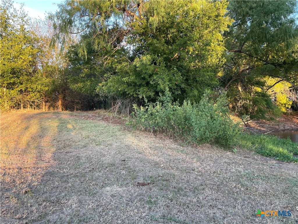 346 Cr 352 Property Photo 13