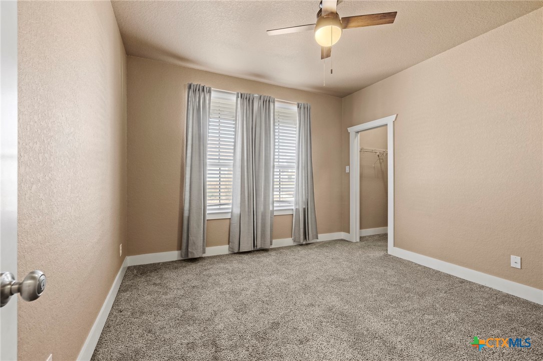 216 Riley Lane Property Photo 23