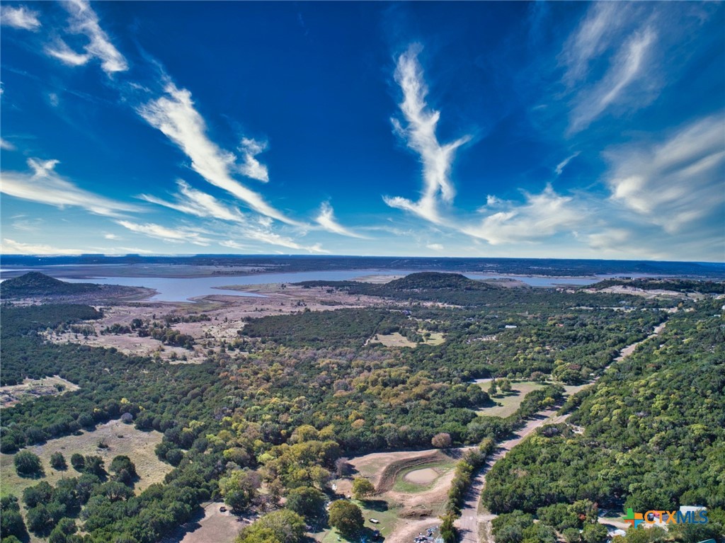 11224 Highview Drive Property Photo 3