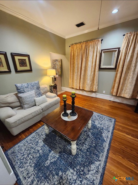 507 W Forrest 3 Property Photo 3
