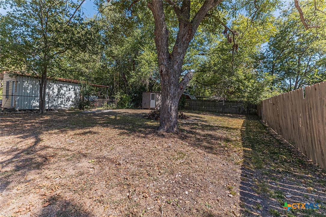 316 S Austin Street Property Photo 25