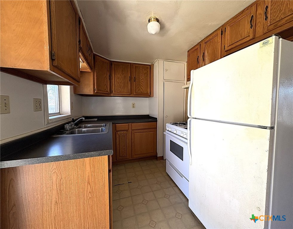 201 Dewald Street Property Photo 6