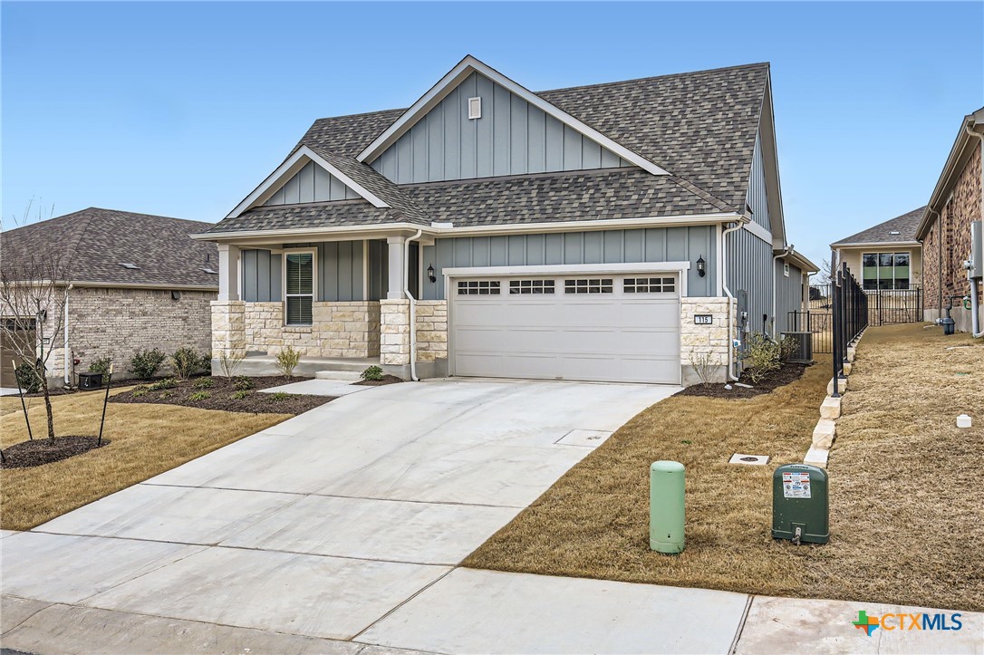 115 Striker Lane Property Photo 3