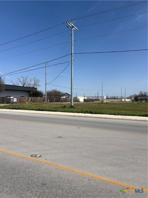 1900 N Austin Street Property Photo 1