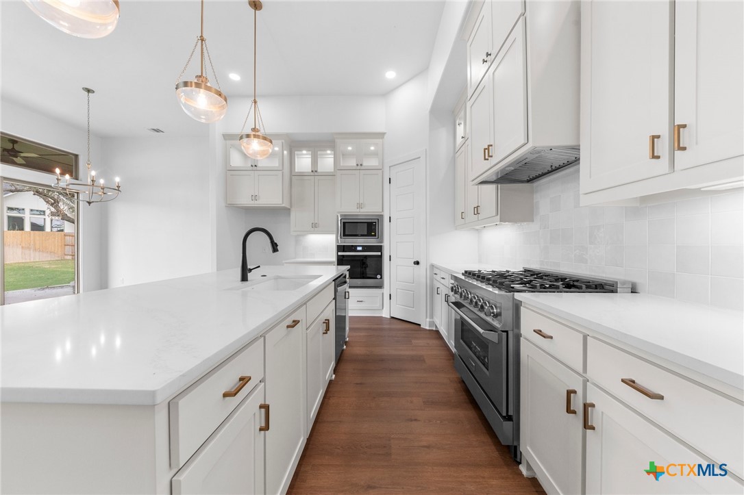 1202 Fairfax Drive Property Photo 19