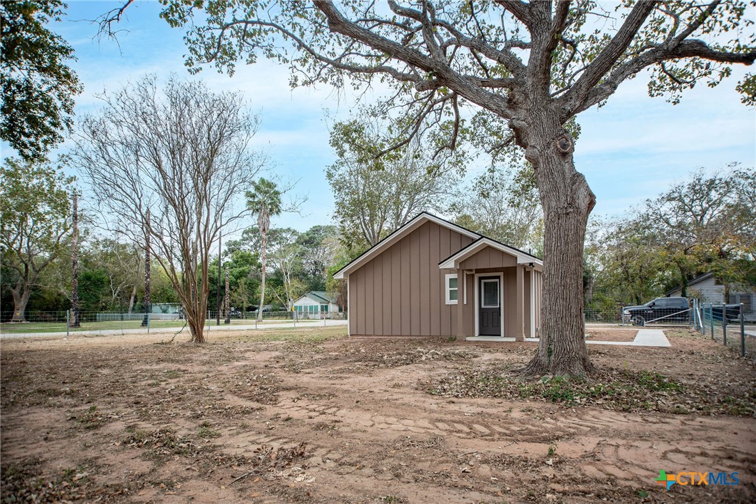 548 Pecan Property Photo 28