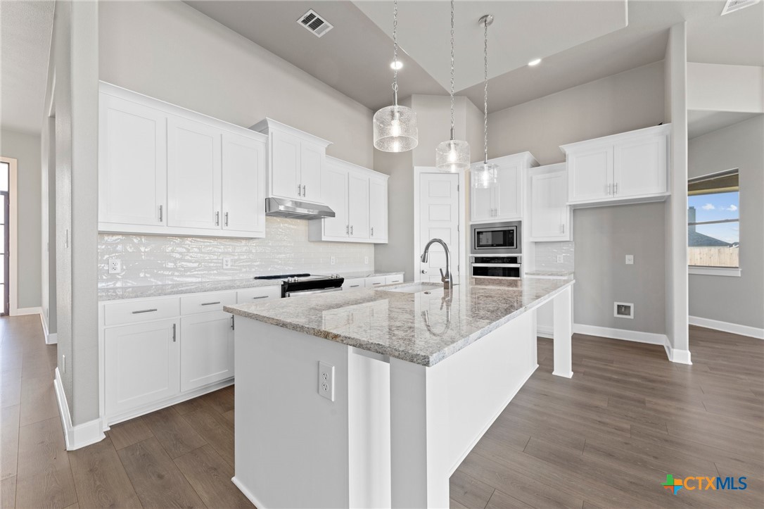 2608 Cibolo Creek Drive Property Photo 10