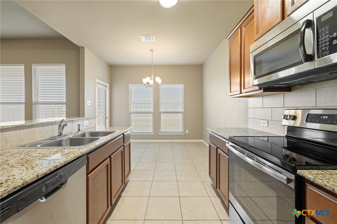 1244 Spring Terrace Loop Property Photo 15