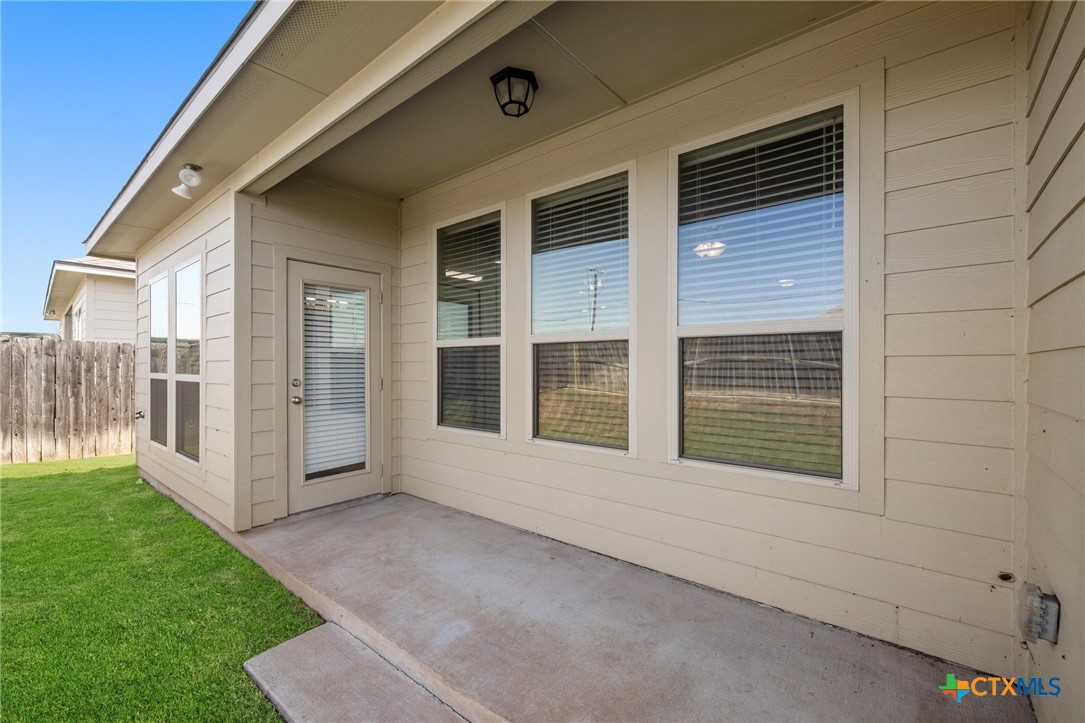 1244 Spring Terrace Loop Property Photo 27