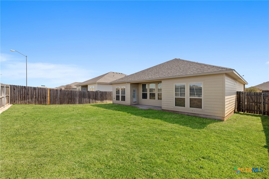 1244 Spring Terrace Loop Property Photo 28