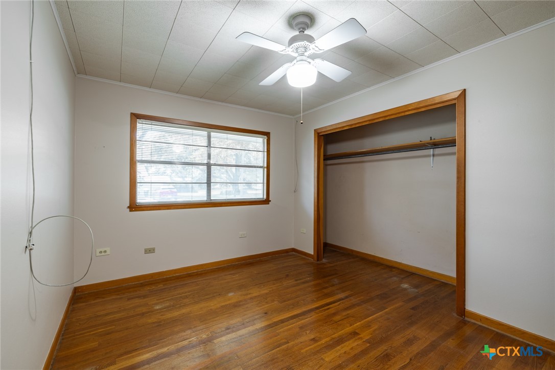 1724 Hickston Street Property Photo 19