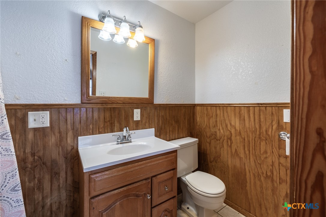 1724 Hickston Street Property Photo 20
