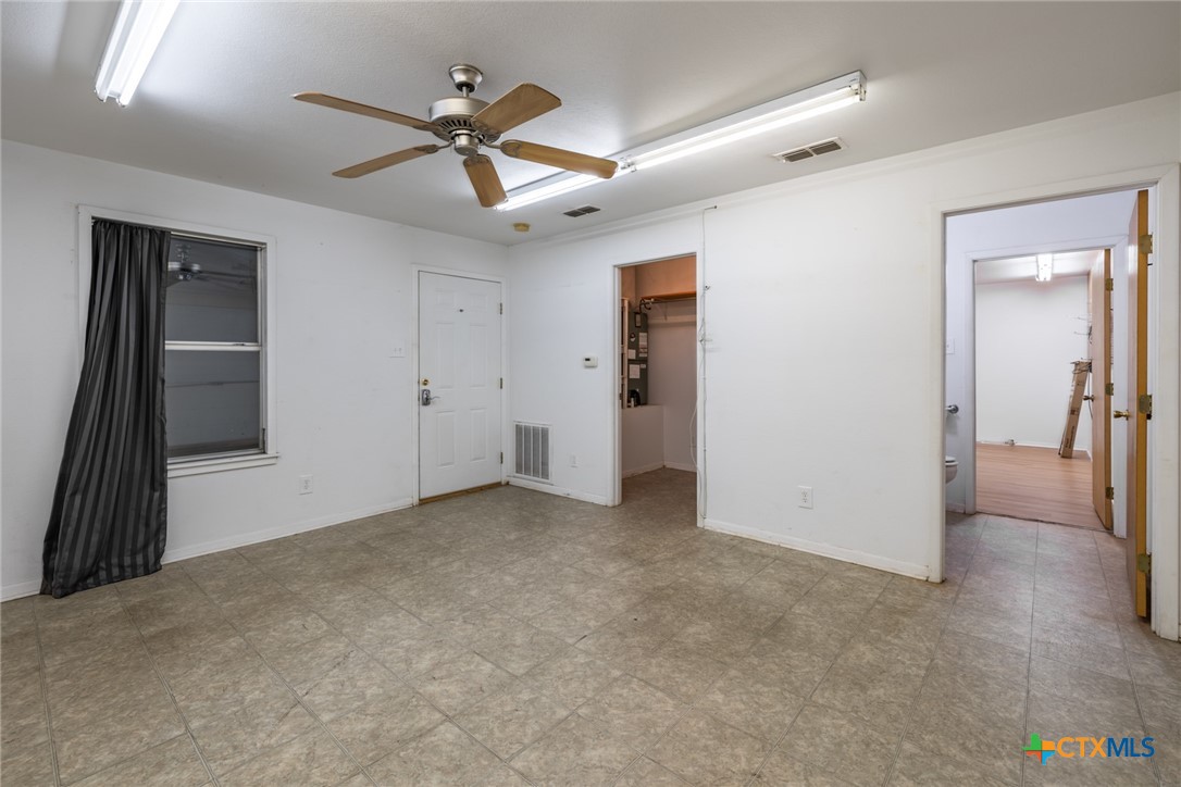 1724 Hickston Street Property Photo 26