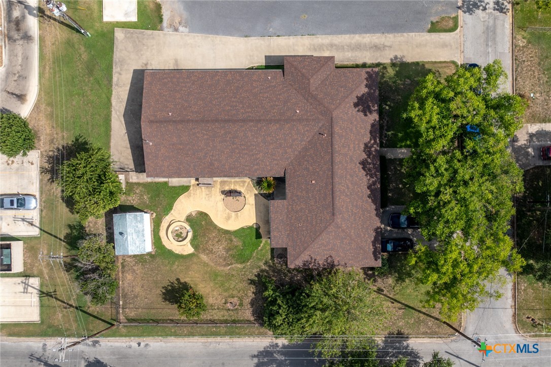 1724 Hickston Street Property Photo 38