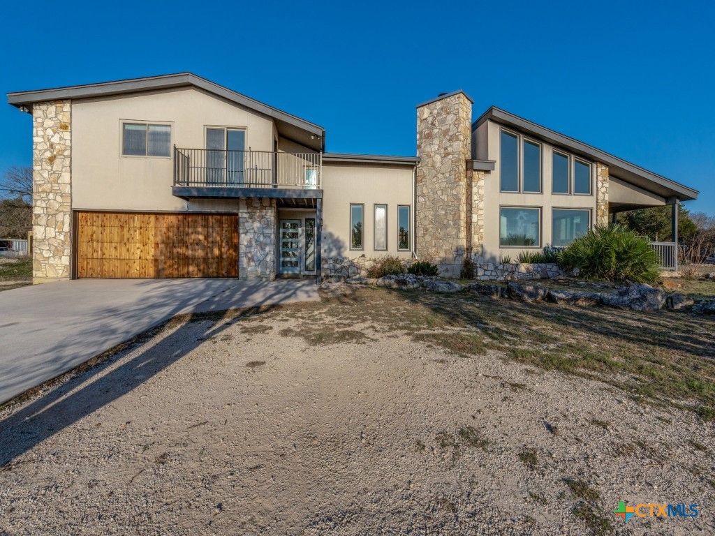 837 Military Drive Property Photo 3