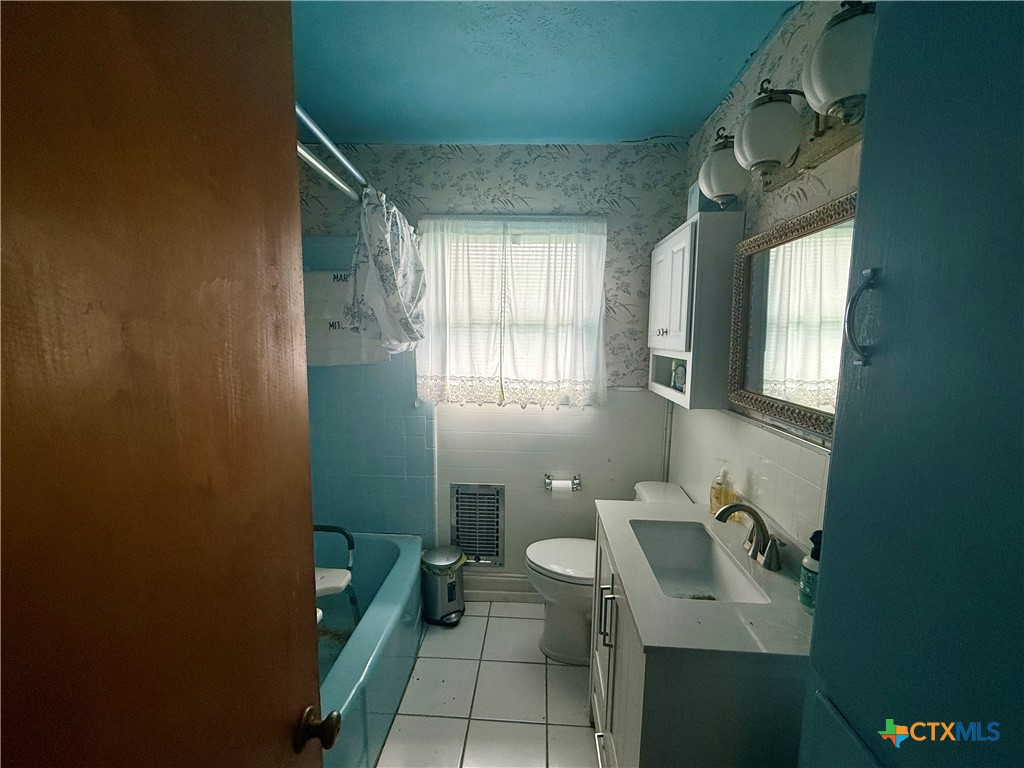 708 S 32nd Street Property Photo 12