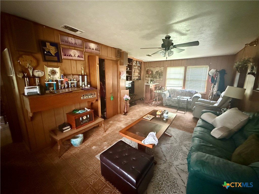 708 S 32nd Street Property Photo 15