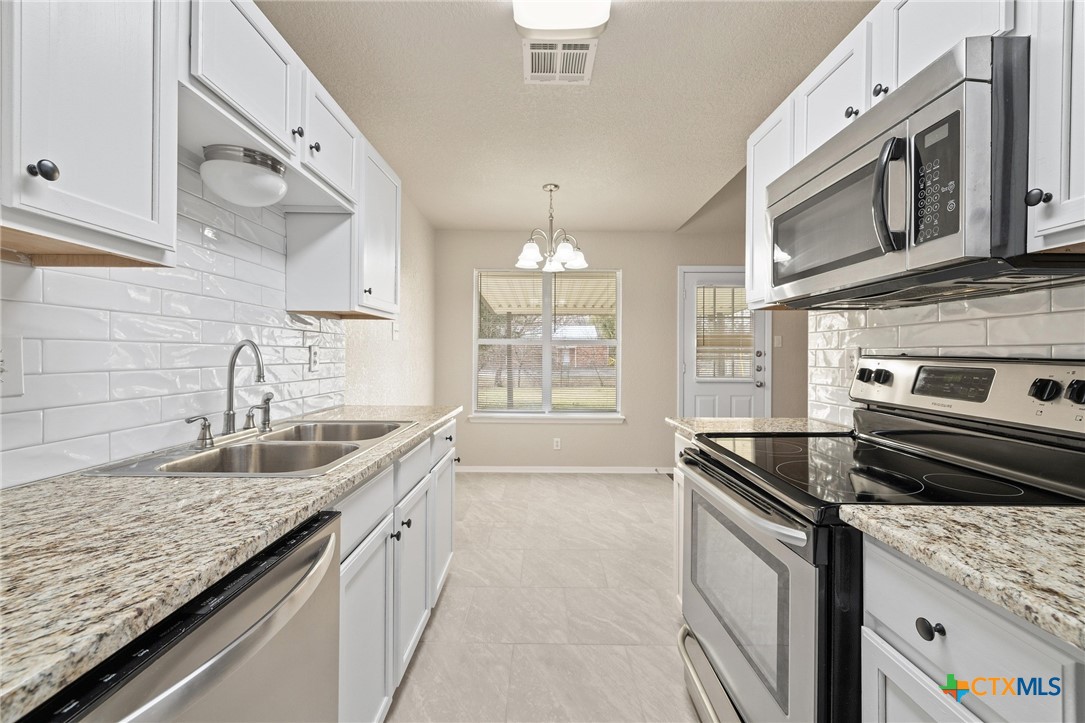 2103 Caprice Drive Property Photo 10