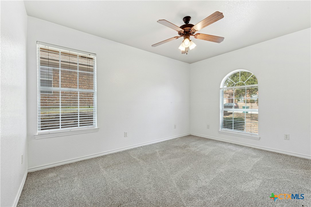 608 Mustang Trail Property Photo 17