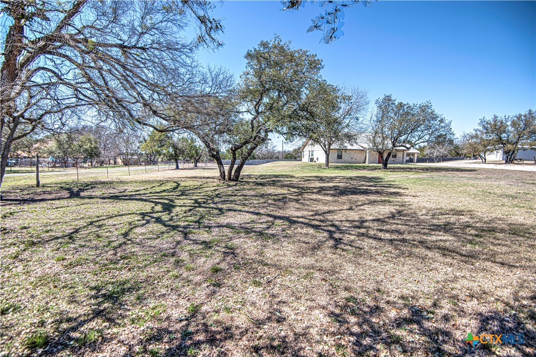 10484 E Trimmier Road Property Photo 2