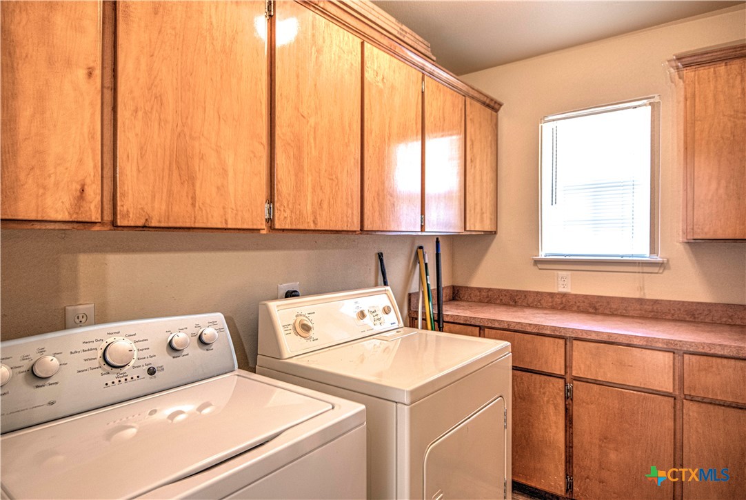 10484 E Trimmier Road Property Photo 21