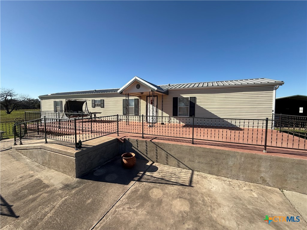 44 Rainbow Road Property Photo 1
