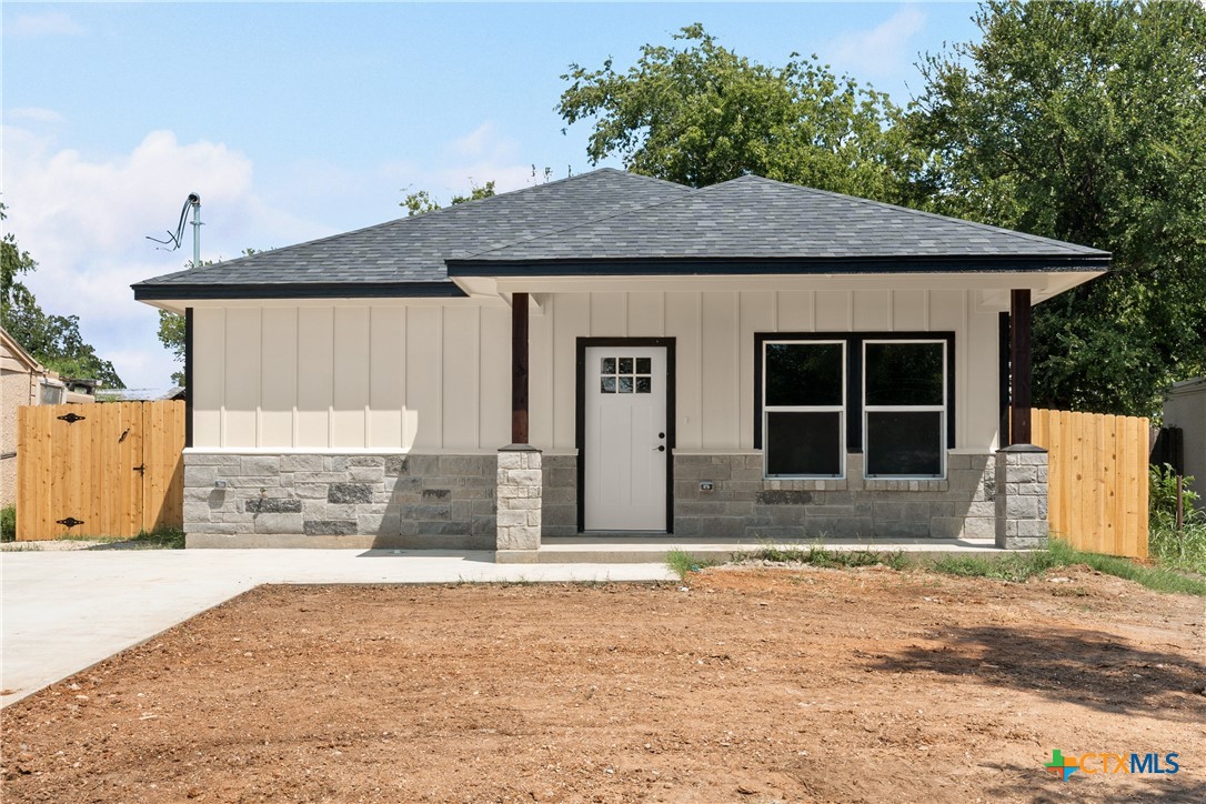 217 Spindletop Street Property Photo 1