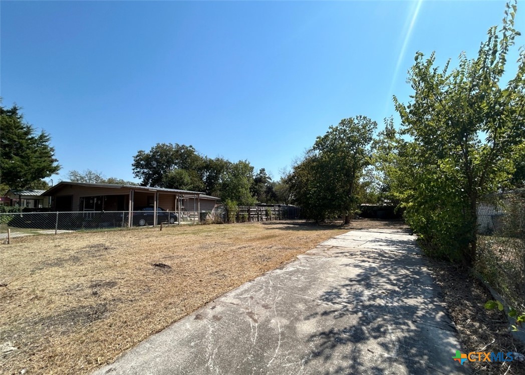 405 Harper Street Property Photo 2