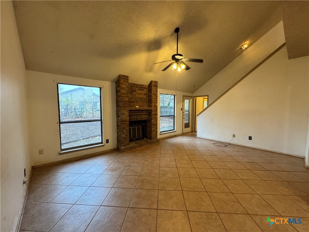 2021 Newton Drive Property Photo 8