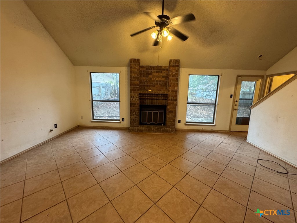 2021 Newton Drive Property Photo 9