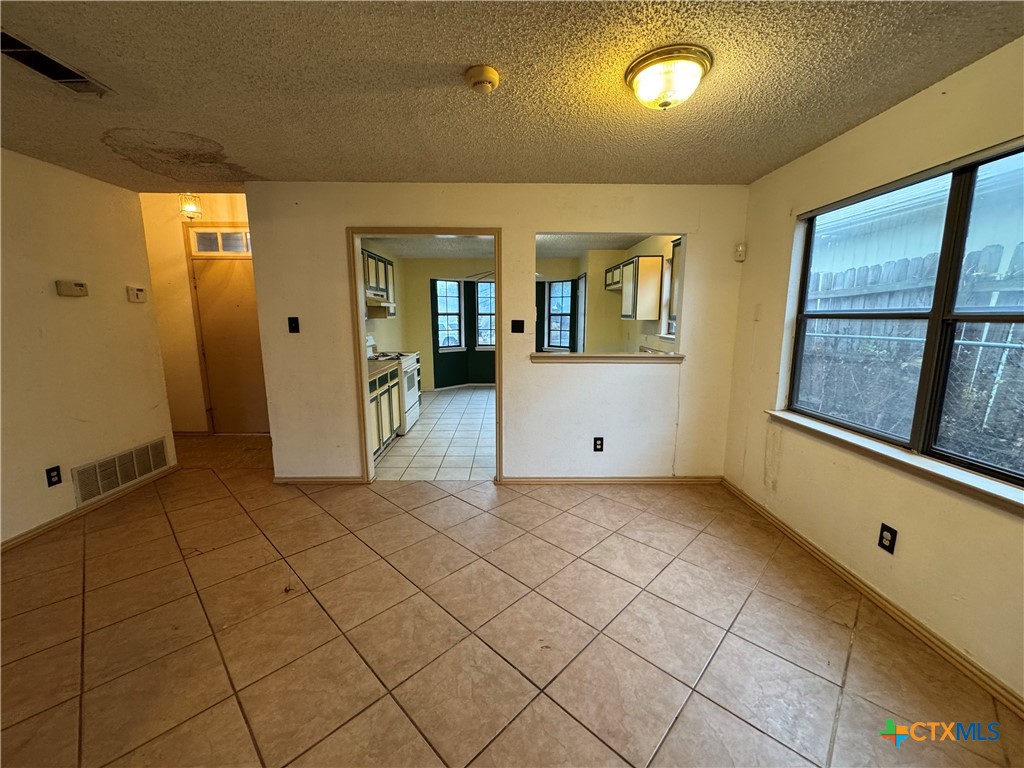 2021 Newton Drive Property Photo 10