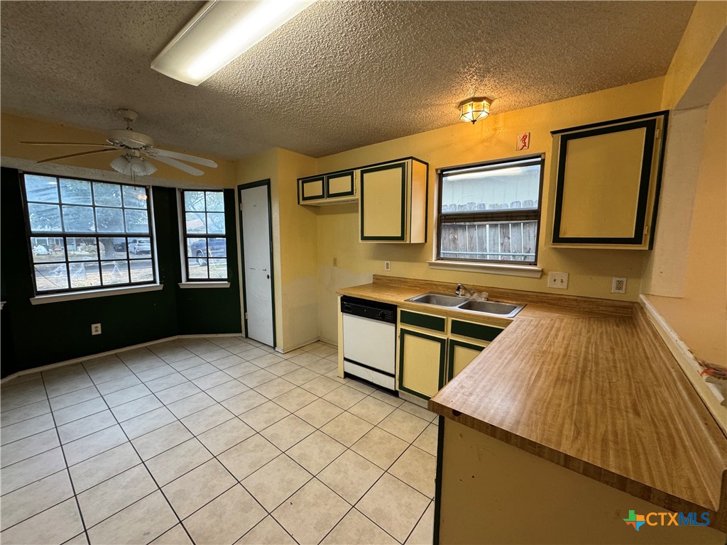 2021 Newton Drive Property Photo 15