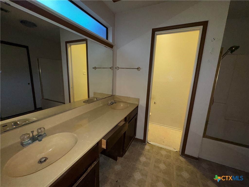 2021 Newton Drive Property Photo 26