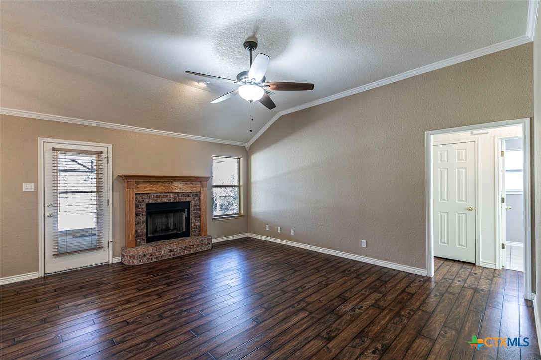 80 Willow Run Drive Property Photo 3