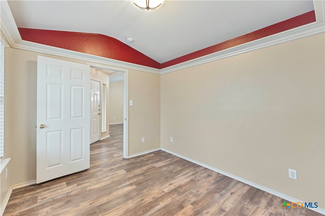 322 Sampson Property Photo 6