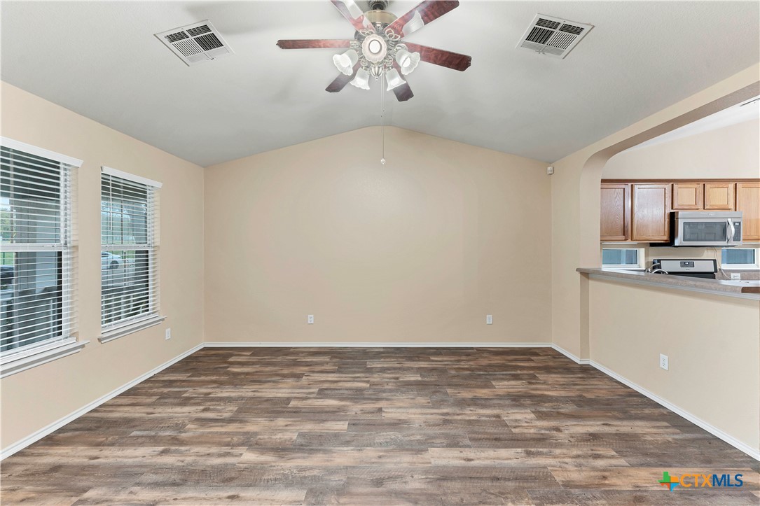 322 Sampson Property Photo 10