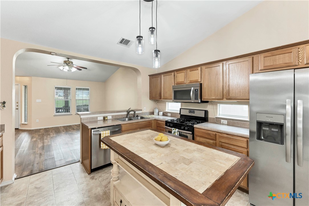 322 Sampson Property Photo 14