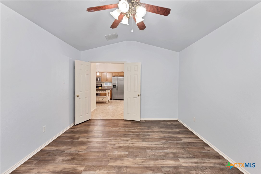 322 Sampson Property Photo 18