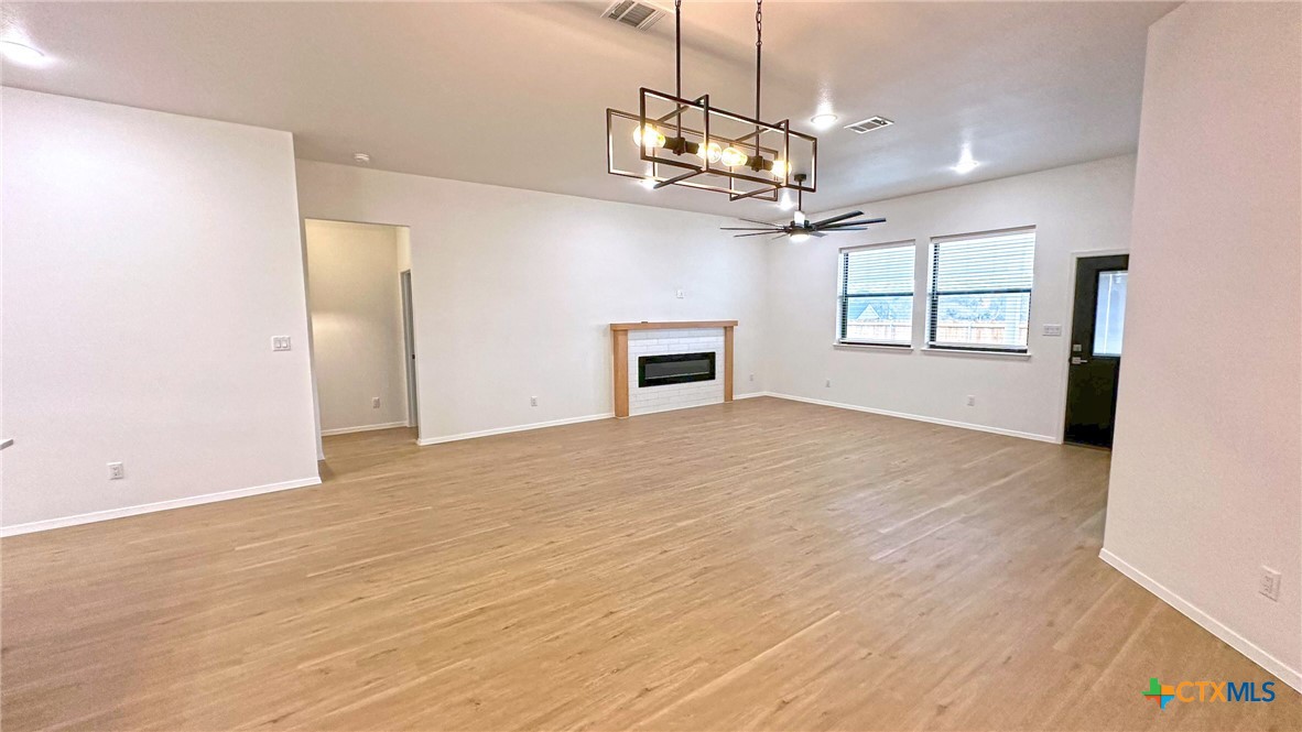 1486 Walker Place Boulevard Property Photo 13